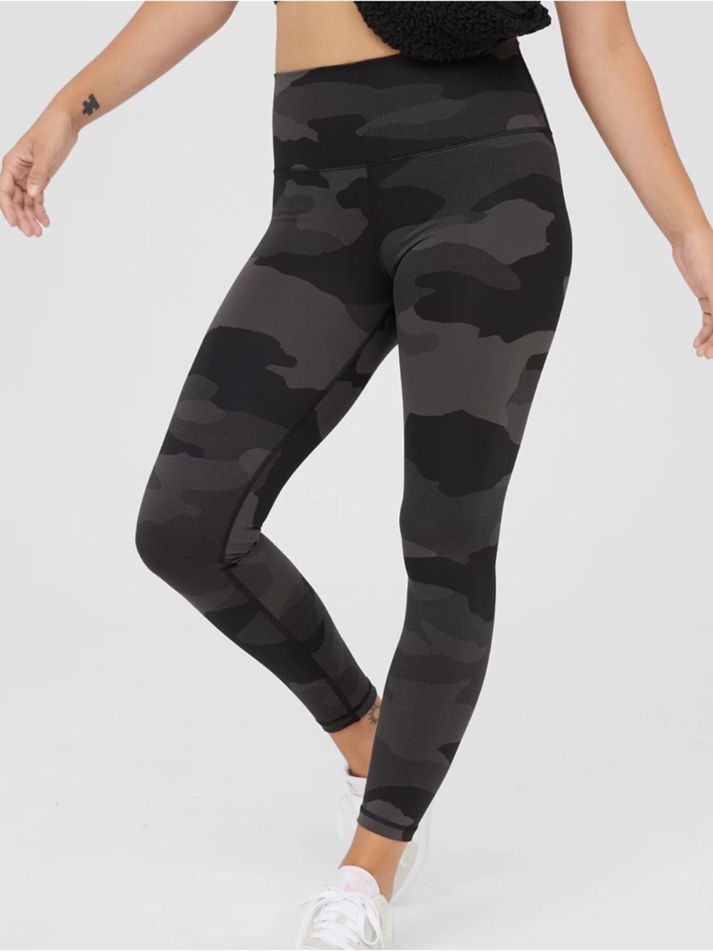 Aerie Offline 7/8 Leggings Camo Women’s Size Small Black Gray High Waisted